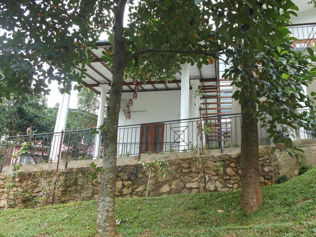 Lavender Hills Home Stay Kandy Exteriör bild